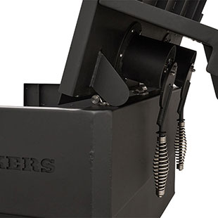 Yoder Smokers 36′′ Adjustable Charcoal Grill on Competition Cart