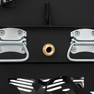 Yoder Smokers 36′′ Adjustable Charcoal Grill on Competition Cart